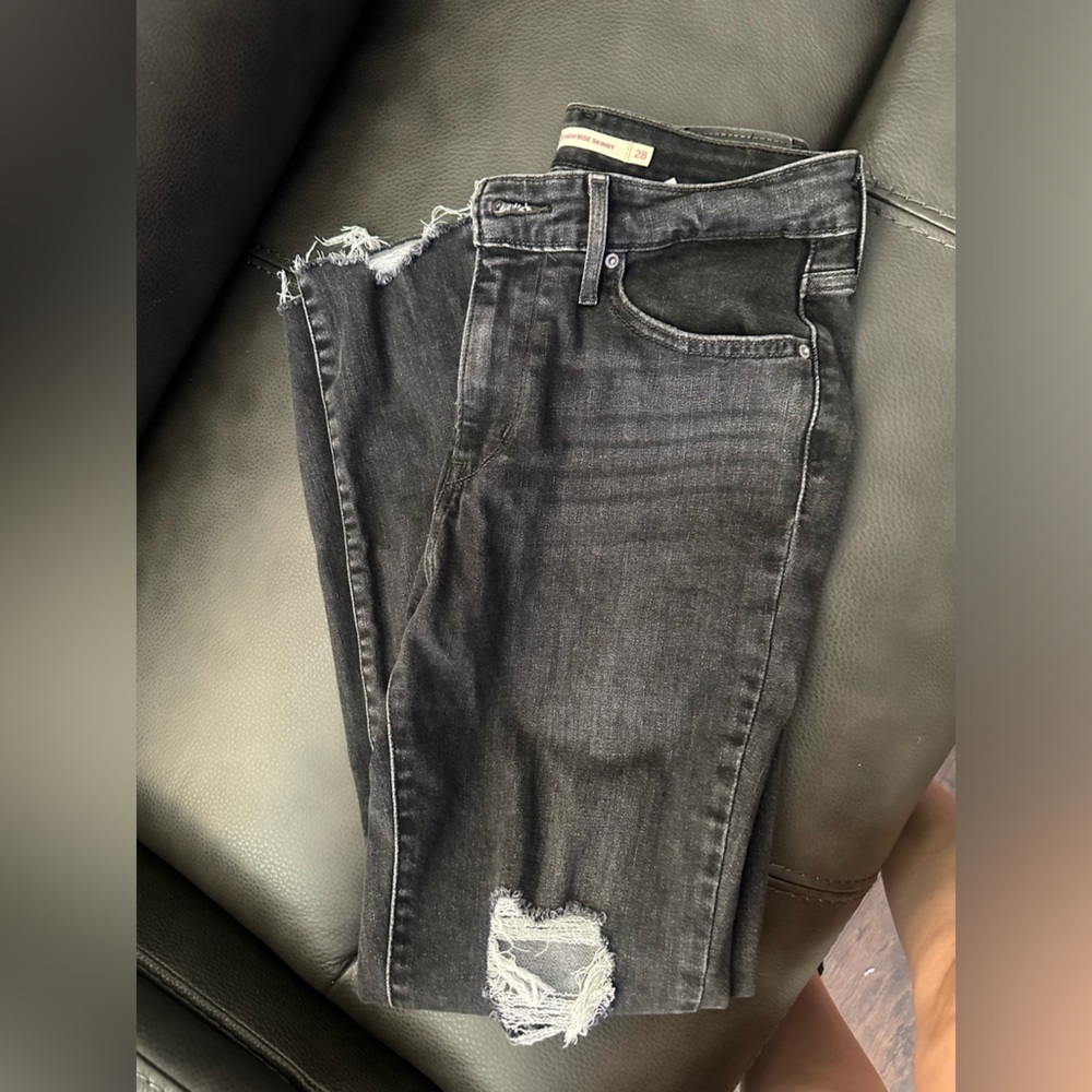 725 high rise Levi’s skinny